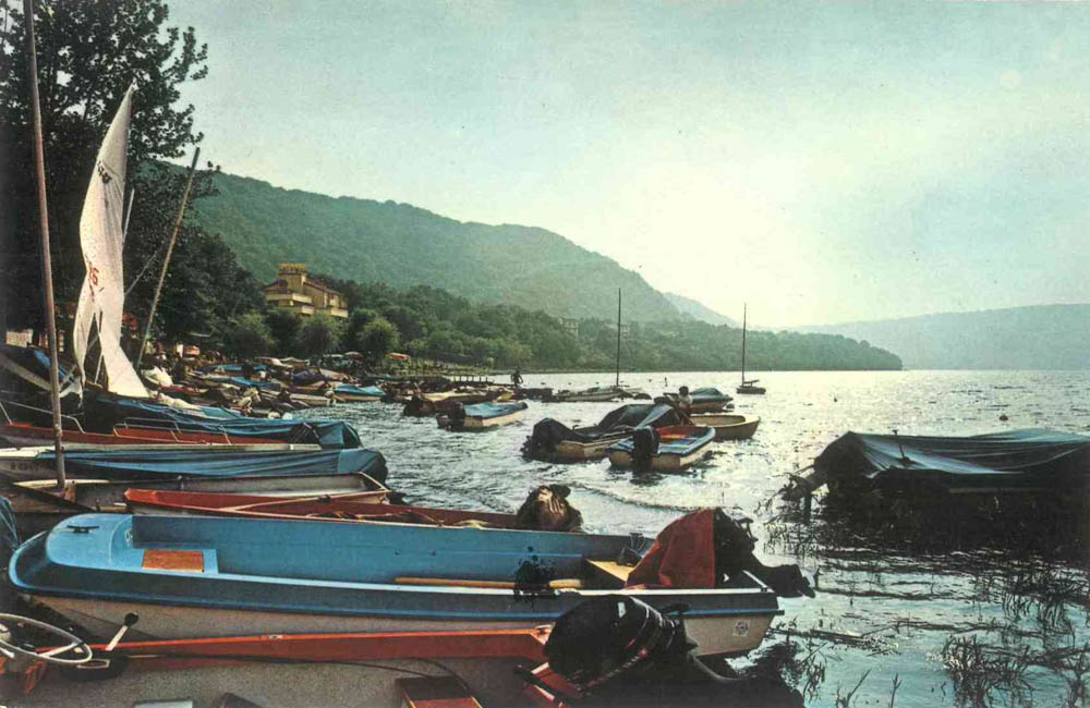 barche_al_lago di vico