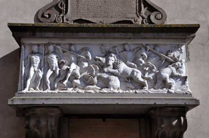 piazza del plebiscito sarcofago della bella galliana