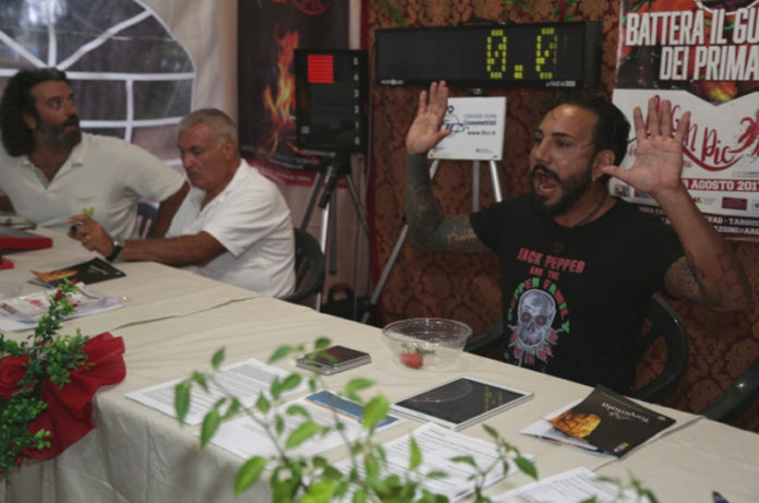 Giancarlo Gasparotto al termine della gara spalanca la bocca0