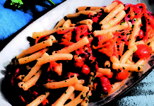 Pasta con peperoni rossi, tra i prelibati primi piatti estivi