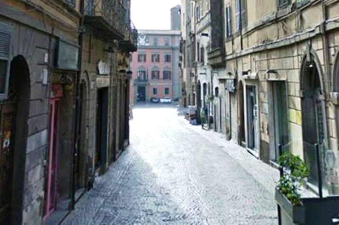 negozi centro storico viterbo