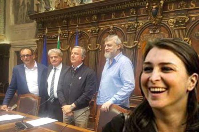 Tribuna elettorale con i primi 4 candidati