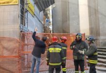 Palazzo crollato via Cardinal La Fontaine: aperto transito ai pedoni