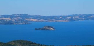 Goletta dei Laghi, la storica campagna di Legambiente promuove il Lago di Vico e rileva un’area inquinata a Bolsena lago di bolsena