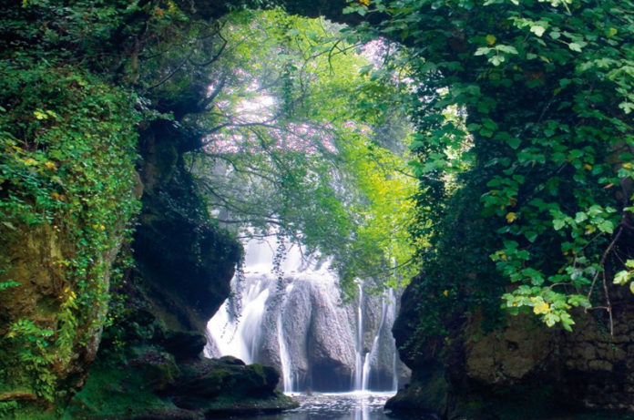 cascata-ponte-e-mola-0036-751x800