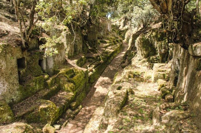 necropoli-della-banditaccia-via-degli-inferi-cerveteri