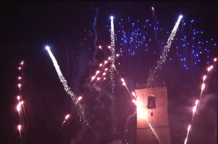 fuochi d'artificio vietati