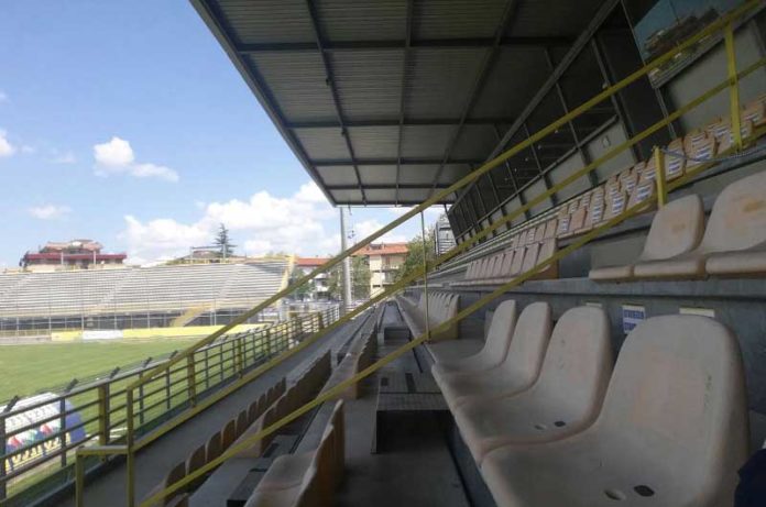 Tribuna_Enrico_Rocchi