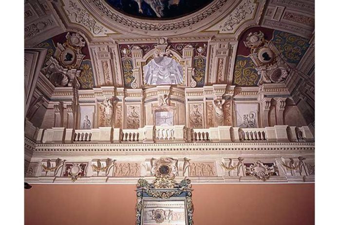 Viterbo_palazzo_brugiotti_salone