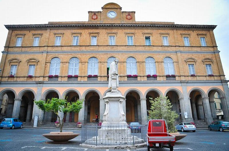 acquapendente_il_palazzo_del_comune