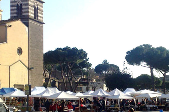 mercatino-dell’antico mercatino-dell’antico