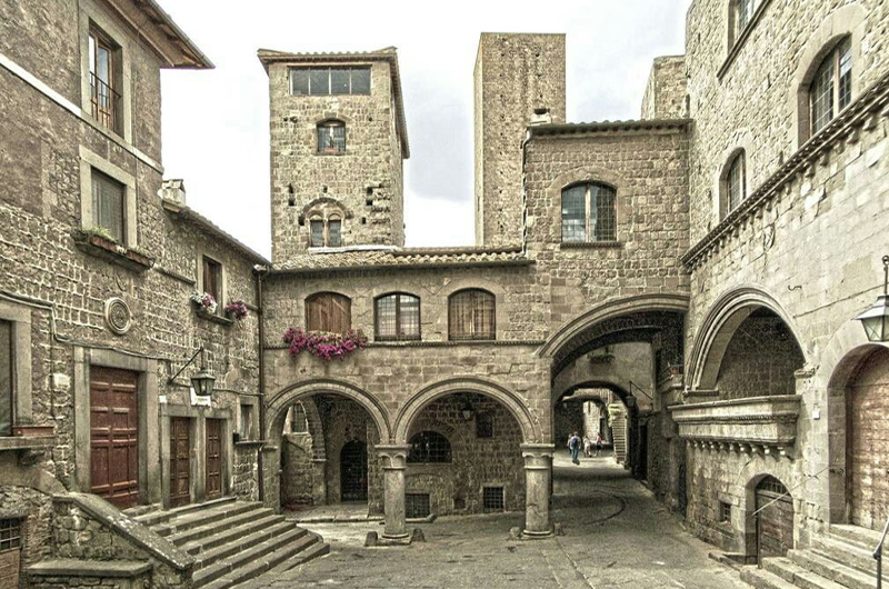 piazza san pellegrino