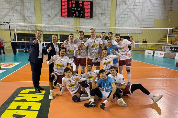 Maury's Com Cavi Tuscania