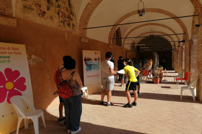 Salute Lazio_Hub vaccinale