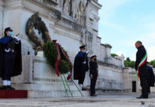 Canepina omaggia il Milite Ignoto, corona d’alloro all’Altare della Patria