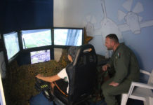 Oltre 150 provetti piloti alla guida del Simulatore dell’elicottero CH 47 Rolfo