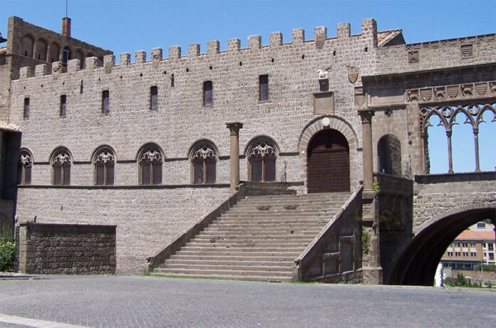 Palazzo Papale VT