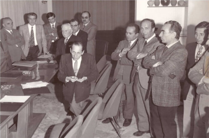 Il professor Sandro Vismara Il professor Sandro Vismara