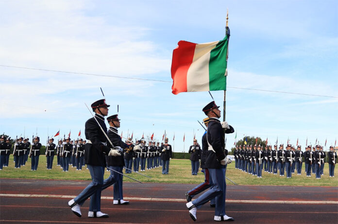 Bandiera di Istituto