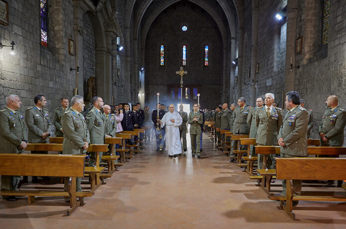 L'inizio della funzione religiosa