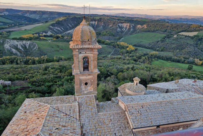 Campanile di Civitella d’Agliano