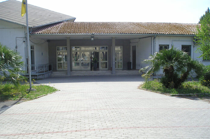 Cardarelli ingresso scuola