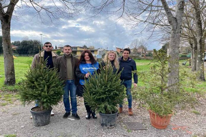 Il sindaco Giampieri con la presidente di Fare Verde Baldoffei