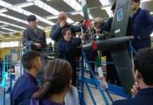 Corso manutentori AB206, gli specialisti Anae all’ITT da Vinci di Viterbo Corso