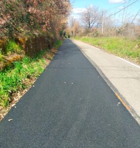 lavori riasfaltatura strada romana
