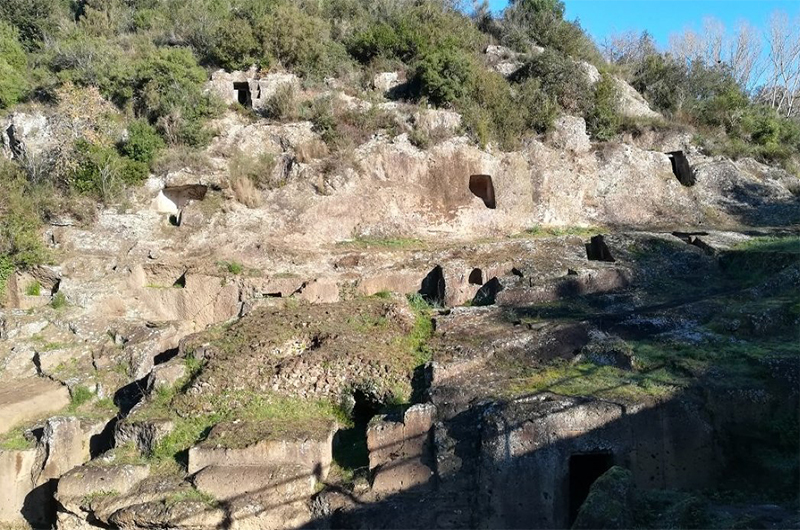 Necropoli-di-Pian-del-Vescovo a Blera