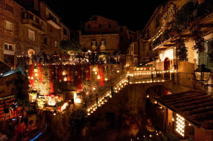 Notte delle candele Vallerano