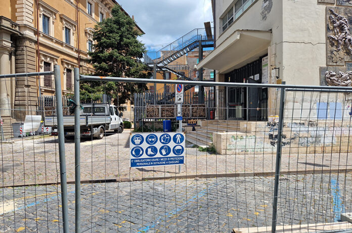 Lavori in corso al Buratti