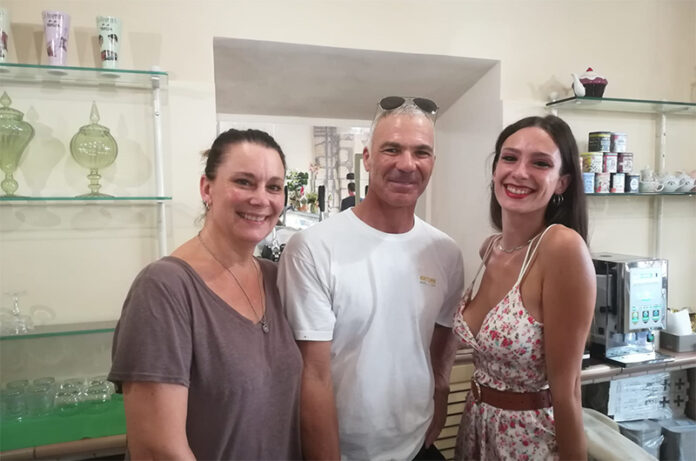 da sinistra_paola galatolo, lucio jacopucci e camilla montereali