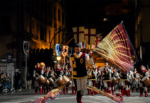 Sbandieratori e Musici della Trinità