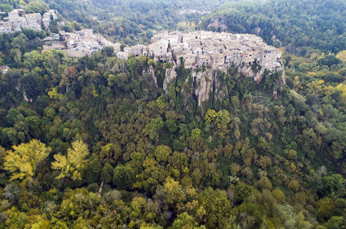 calcata archeotreking halloween