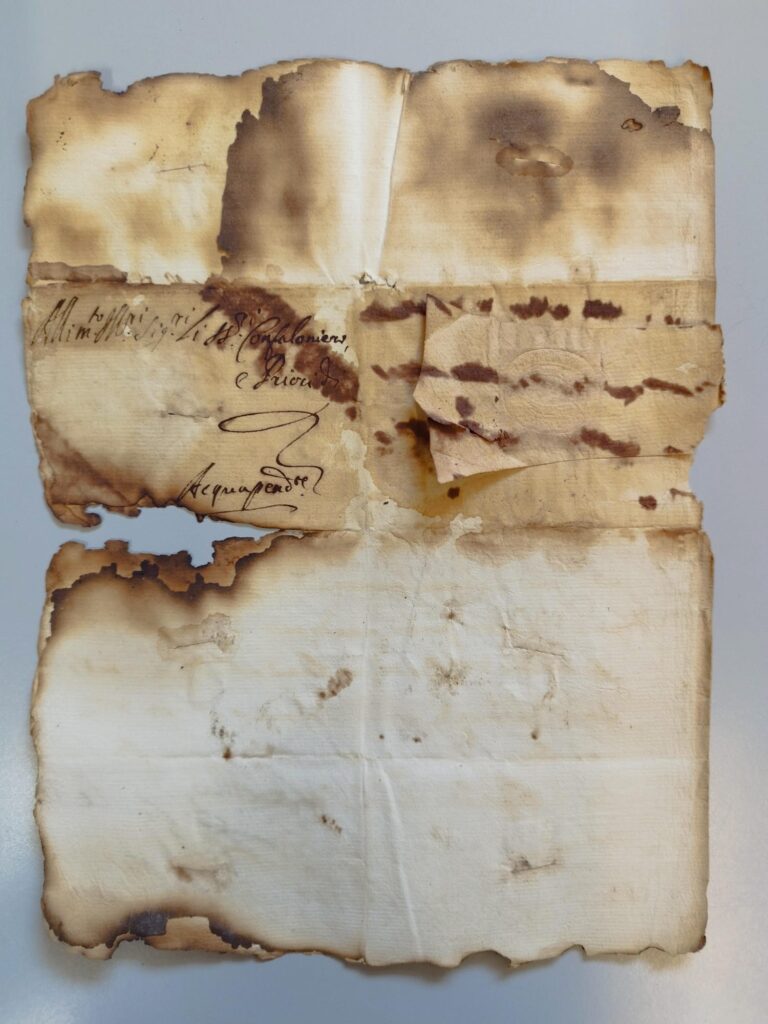 lettera 'sfumata' per disinfezione spedita da Roma dove infuria la peste ad Acquapendente il 28 settembre 1656