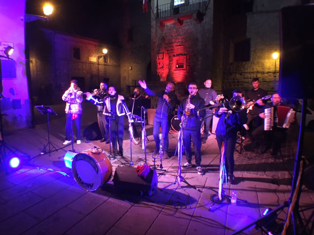 PHOTO-2023-11-19-18-39-57