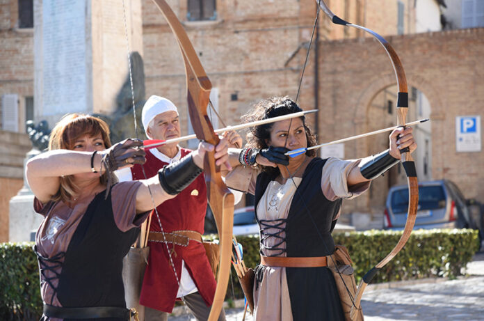 Tiro con l'arco storico