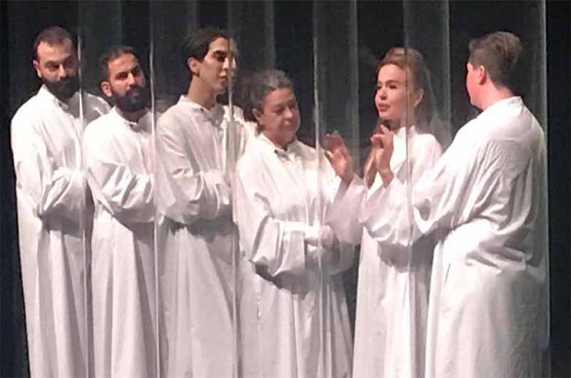 Eve di Andrea Adriatico