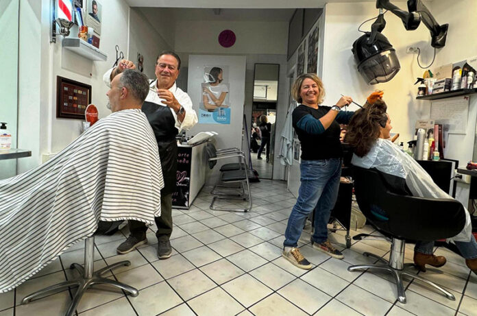 Roberto e Laura Montecolli al lavoro Roberto e Laura Montecolli