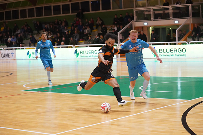 aa075f6e-9948-4371-875a-3f07cfa9a4b9