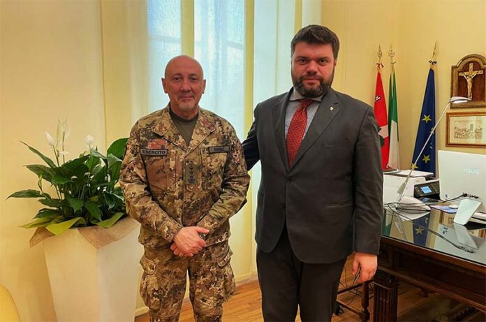 Colonnello Barone e il Presidente Romoli