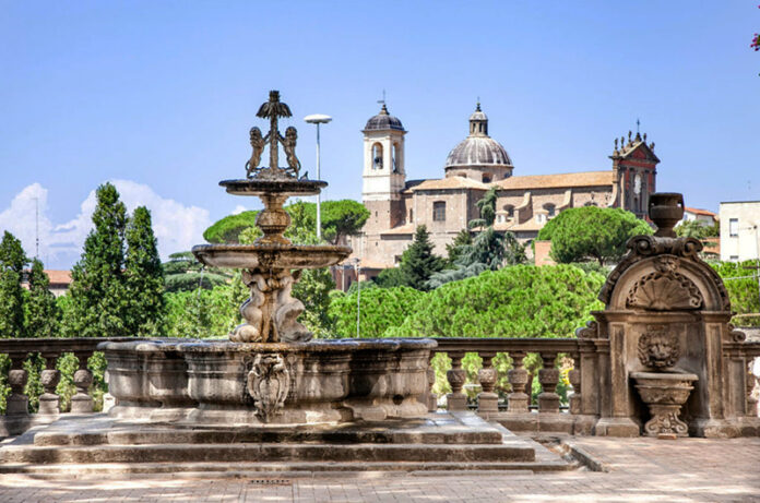 Cortile del Palazzo dei Priori