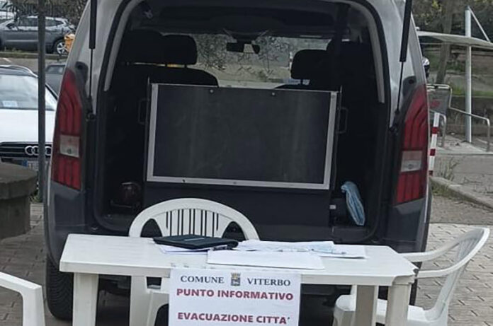 punto informativo per evaquazione città