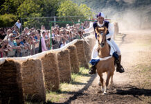 Rievocazione storica delle Contrade e Palio dell’Anello (4)