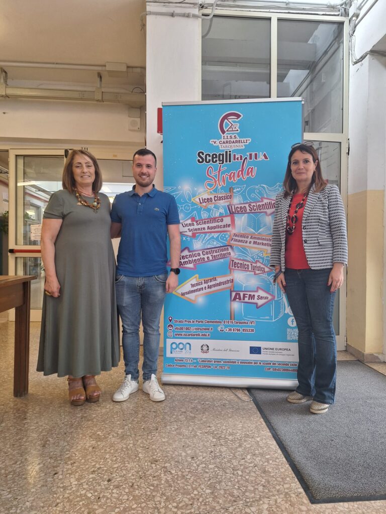 Sileoni Scuola formazione, dentro