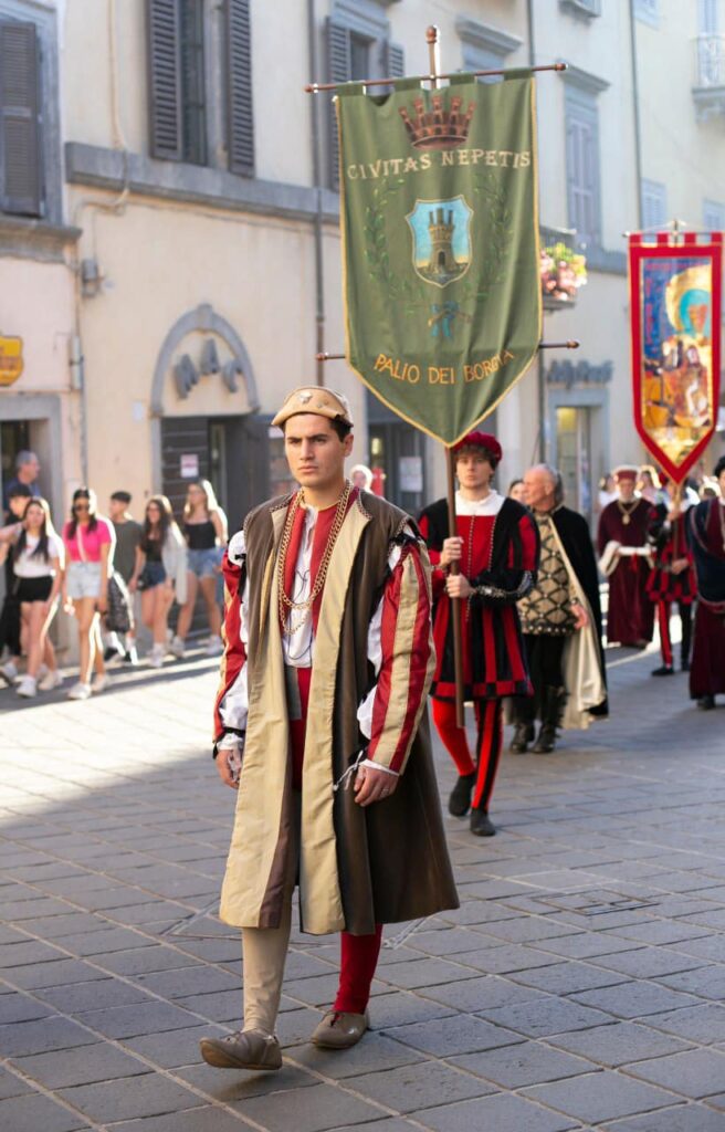 corteo.jpg palio di nepi