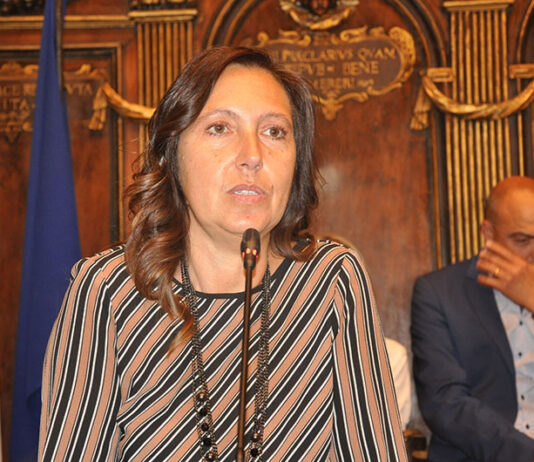 Comune di Viterbo, approvata la manovra di bilancio. L’assessore Angiani: “Investimenti su strade, sociale e scuola” elena_angiani_ assessore