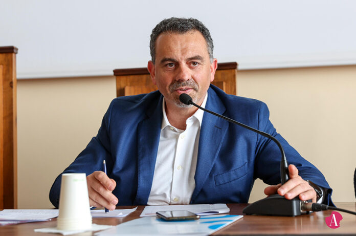 francesco monzillo ssegretario generale cam com vt ri