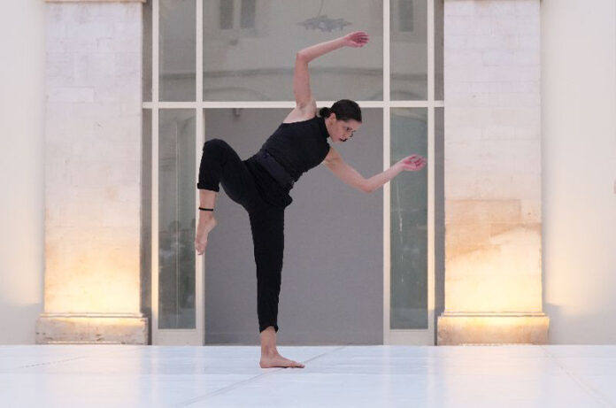 25355408-8663-dbe6-5e3e-deff8999fe36 25355408